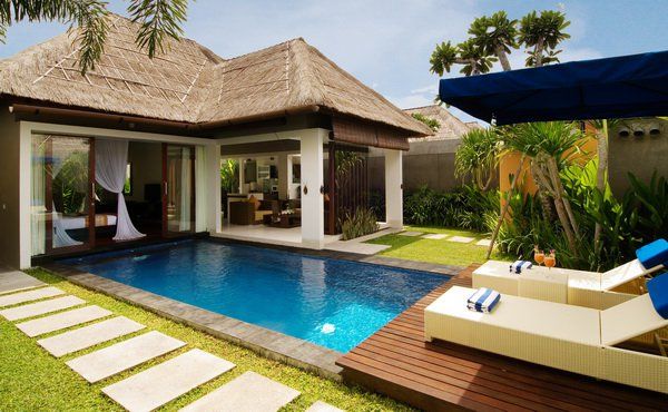 Exclusive Private Pool